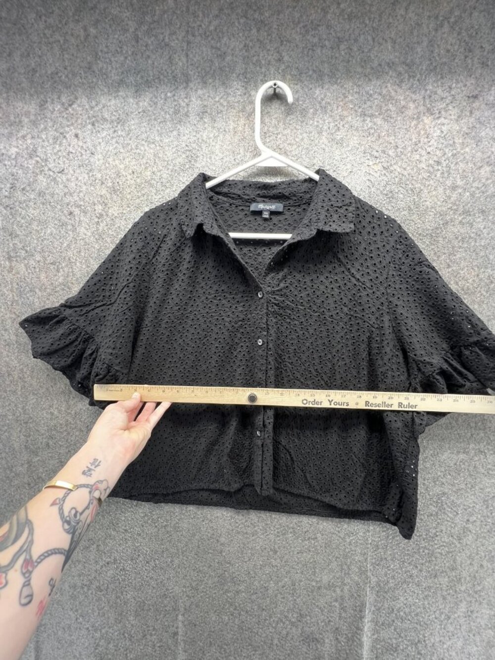 Madewell Blouse Womens XXL Black Eyelet Button Front Flutter Sleeve Cropped - Picture 4 of 10